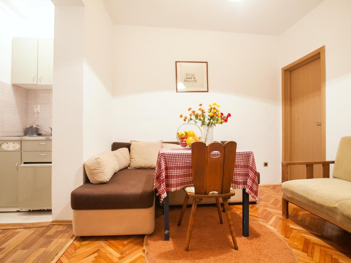 Mali Milocer Bay Accommodation Свети-Стефан Номер фото
